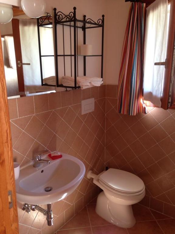 La Collina Di Peppino Bed & Breakfast Trasacco Cameră foto