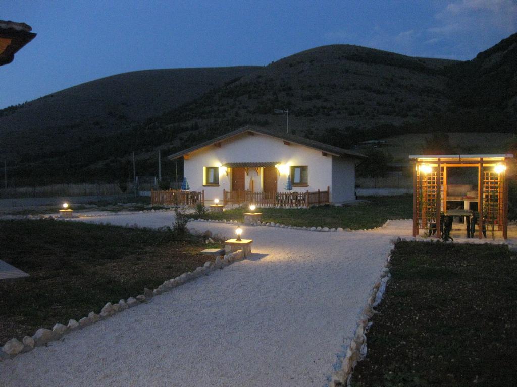 La Collina Di Peppino Bed & Breakfast Trasacco Exterior foto
